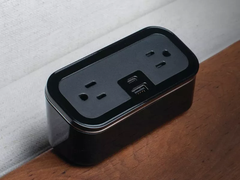 Brandstand Cubiemini Desktop Power & USB Charging Hub