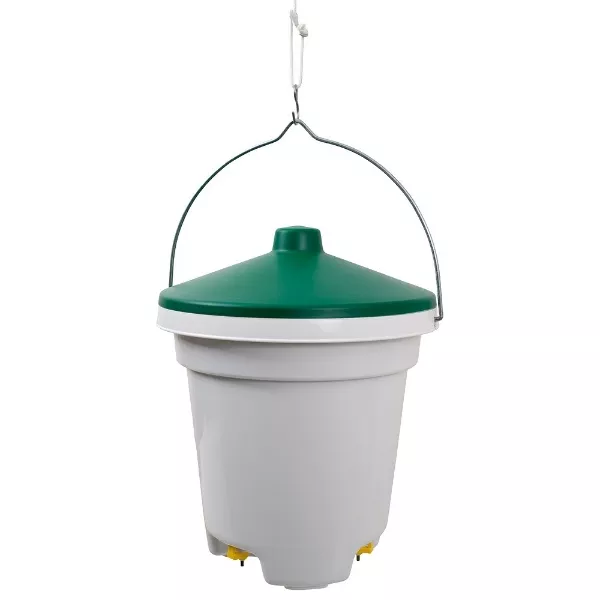 Chicken Drinking Bucket with 3 Nipples