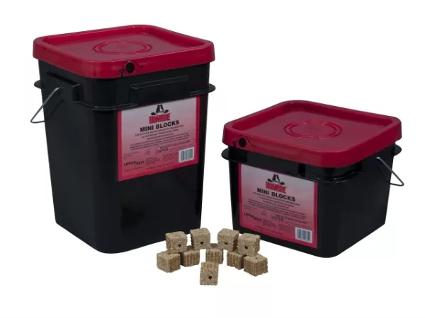 Hombre™ Mini Blocks, 10 lb. pail
