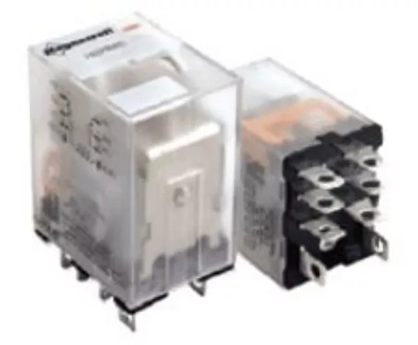 Plug-In Relay DPDT 3 Wire 120/240VAC